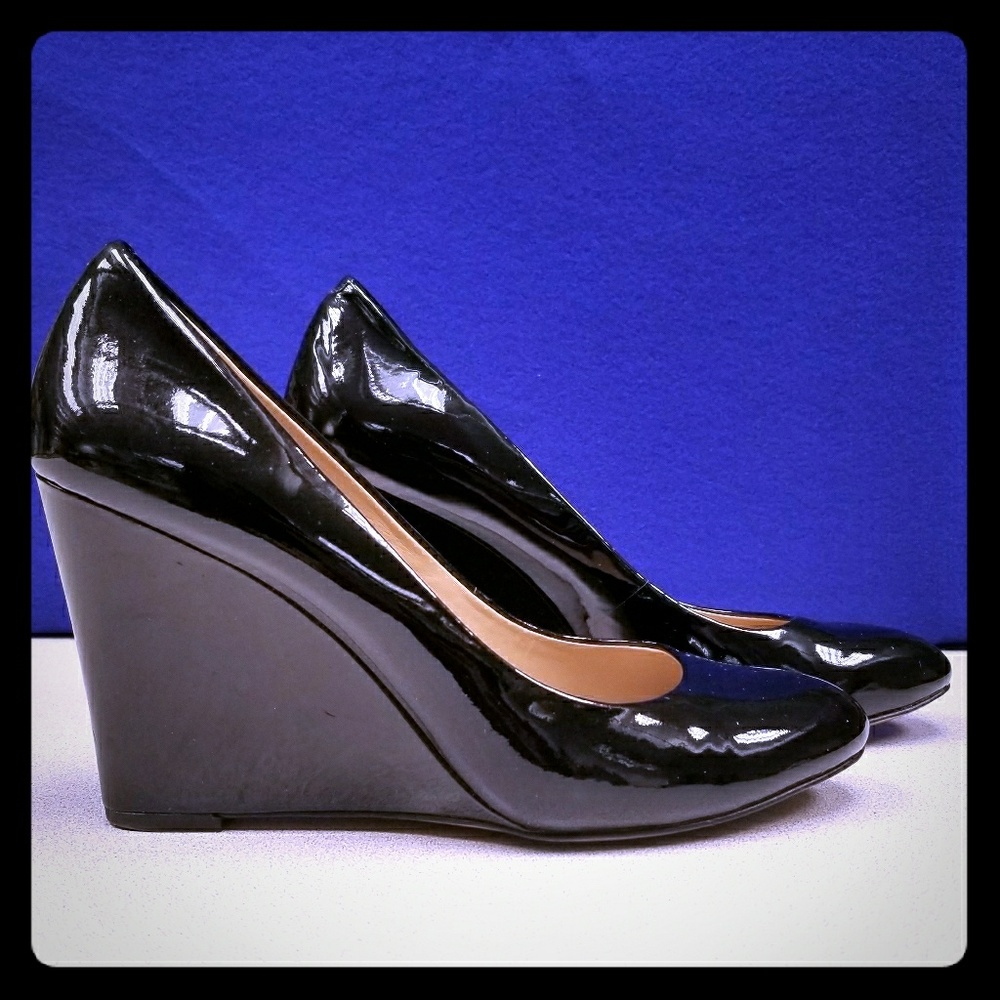 Banana Republic Patent Wedges